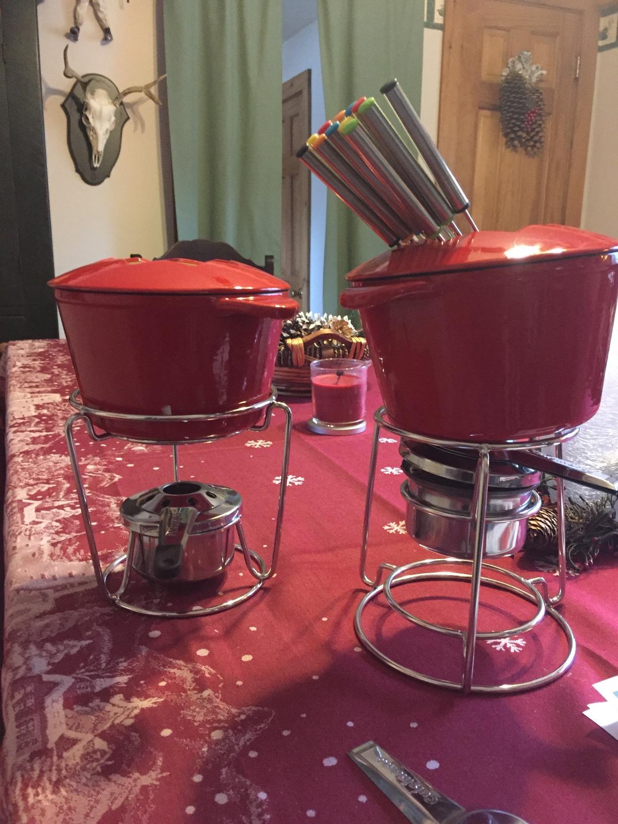 Cuisinart 13-Piece Cast Iron Fondue Set, Red customer photo 1