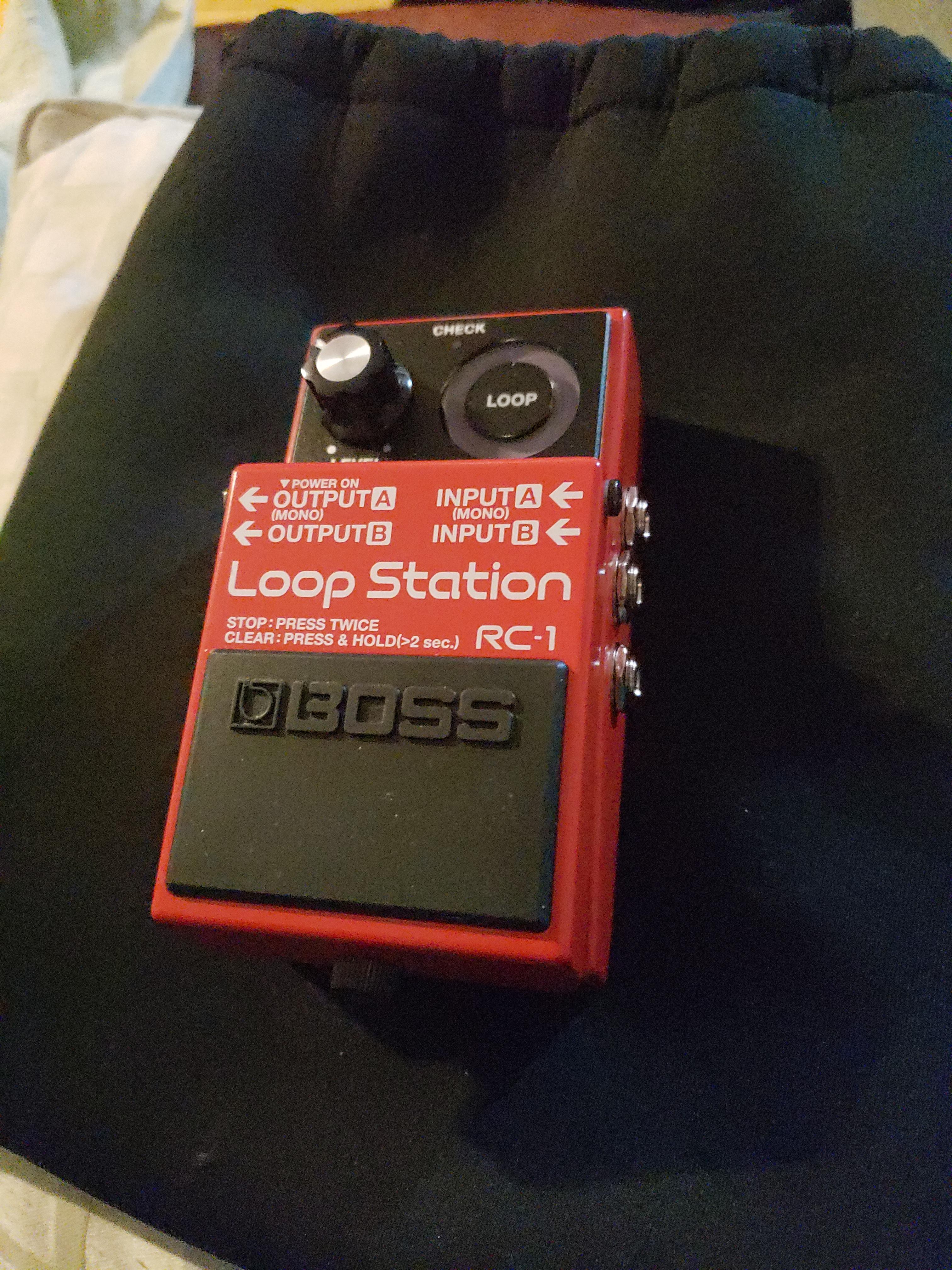 BOSS RC-1 Loop Station Pedal | Industry Standard Simple Looper for Guitar, Bass, Keyboards & More | 24-Segment LED Indicator | 12 Minutes of Record Time | Record, Playback, Overdub, Undo & Redo Loops | One-Switch Operation: Record and Playback and Overdub and Undo and Redo, Up to 12 Minutes of Stereo Recording Time customer photo 2