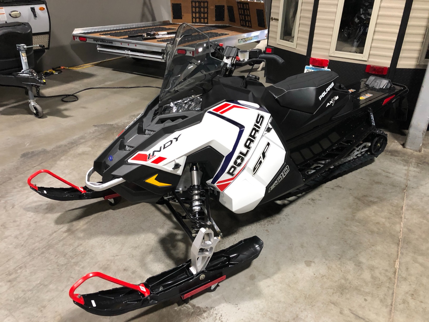 Extreme Max 5800.2000 Economy Snowmobile Dolly System - Red customer photo 2