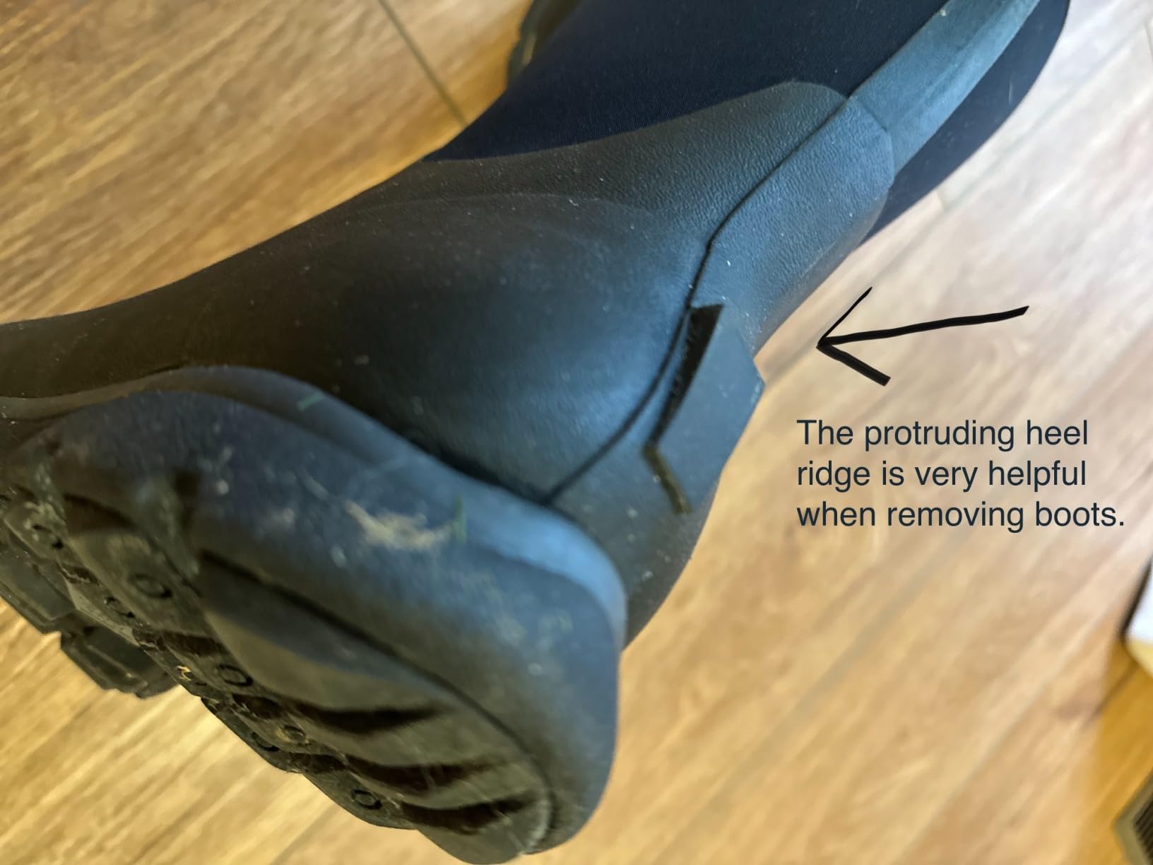 MUCK Men's Arctic Excursion Ankle Boots customer photo 2
