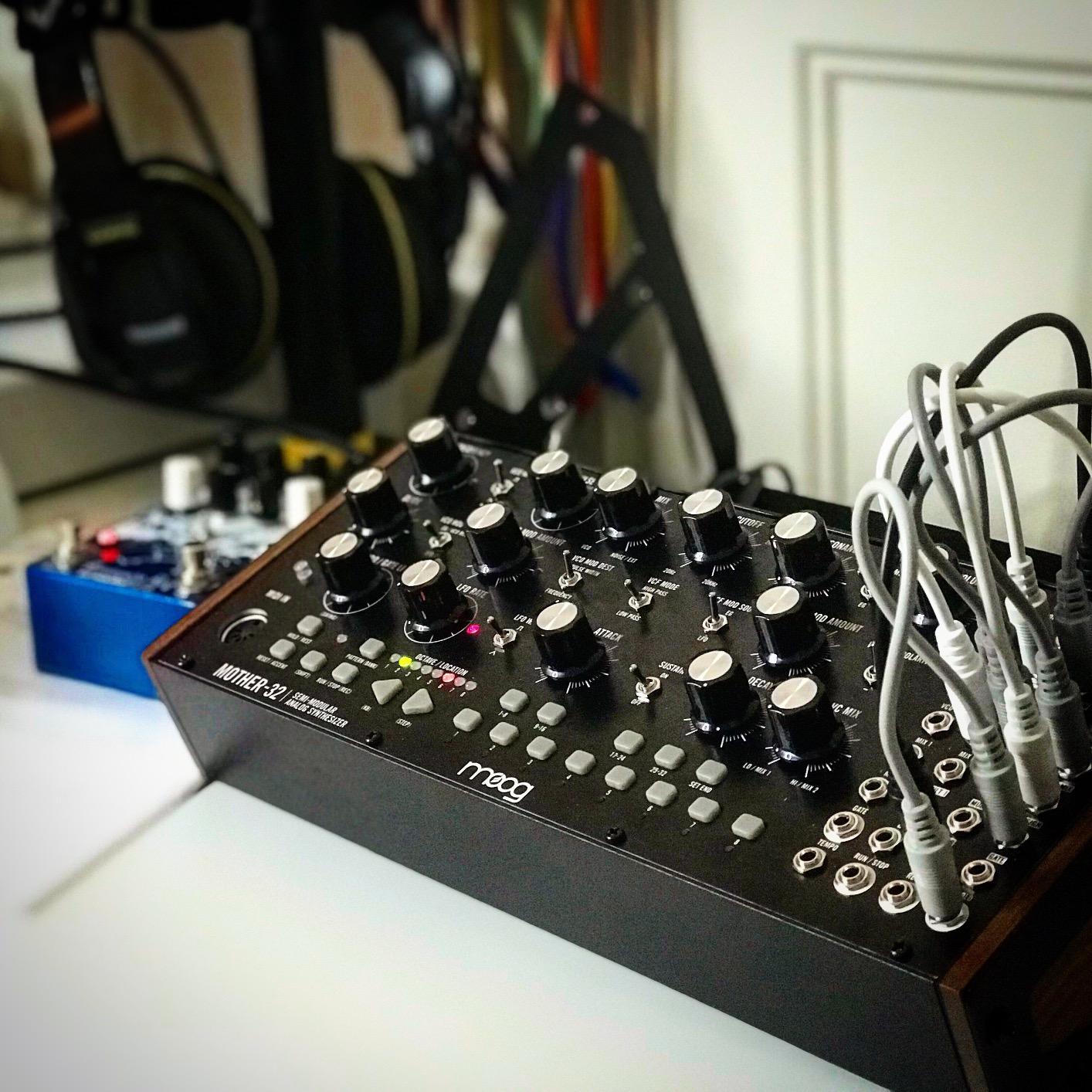 MOOG Mother-32 Semi-Modular Analog Synthesizer | Eurorack Synth with 32-Step Sequencer, VC Oscillator and Ladder Filter, MIDI In, Extended Patchbay, CV Jack customer photo 1