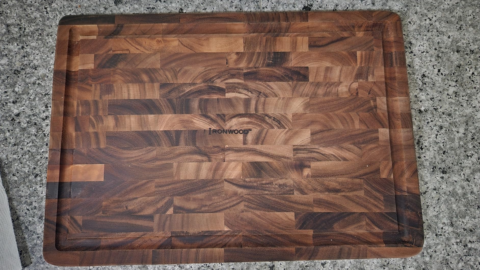Ironwood Gourmet Charleston End Grain Board with Channel, Acacia Wood Brown 20 x 14 Inches | Knife Friendly End Grain | Large Board for Cutting, Carving & Serving | Mess Free Juice Channel customer photo 1