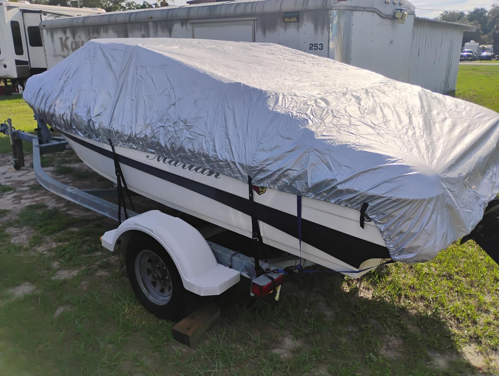 iCOVER Trailerable Boat Cover- 16'-18.5' Heavy Duty Waterproof Tarp Covers with Storage Bag, Fits V-Hull, Fish&Ski, Pro-Style, Fishing, Runabout, Bass Boats, up to 16ft-18.5ft Long X 94