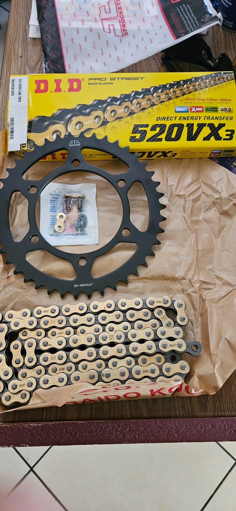 D.I.D DKK-017 520VX2 Chain and 14/42T Sprocket Kit customer photo 1