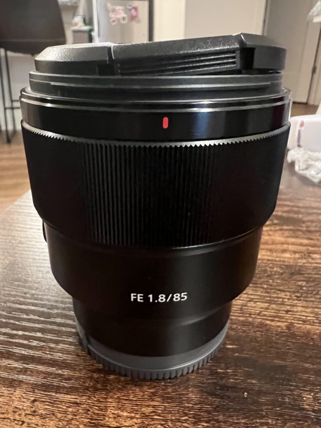 Sony SEL-85F18 Portrait Lens Fixed Focal 85mm F1.8 Full Frame Suitable for A7, ZV-E10, A6000 and Nex Series, E-Mount customer photo 1