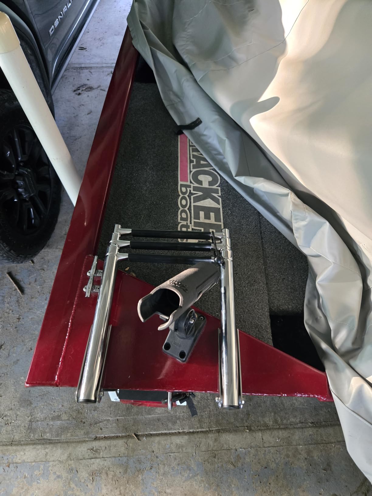 4 Step Boat Ladder, Stainless Steel Telescopic 4 Step Pontoon Boat Ladder, Extendable Dock Ladder for a Pontoon, Max. Load 900 Pound Capacity Marine Telescoping Ladder for Boat Yacht customer photo 2