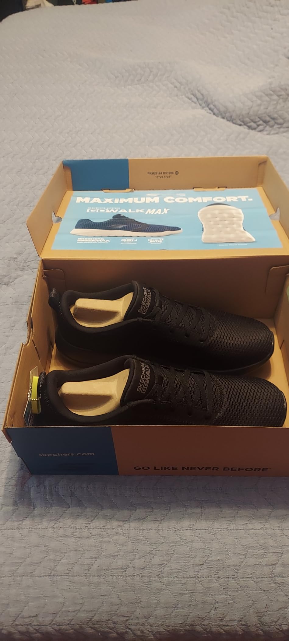Skechers Men's Go Walk Max - Effort Sneaker customer photo 2