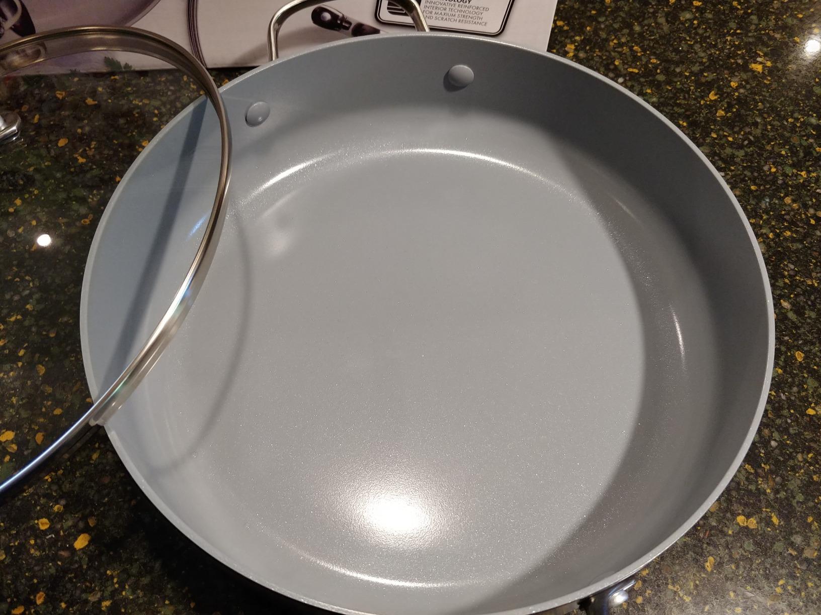 GreenPan Valencia Pro 4.5QT Ceramic Nonstick Sauté Pan, Hard Anodized, PFAS-Free Nonstick, Induction Ready, Compatible with all Stovetops, Gray, Dishwasher Safe, Oven Safe to 600F customer photo 2