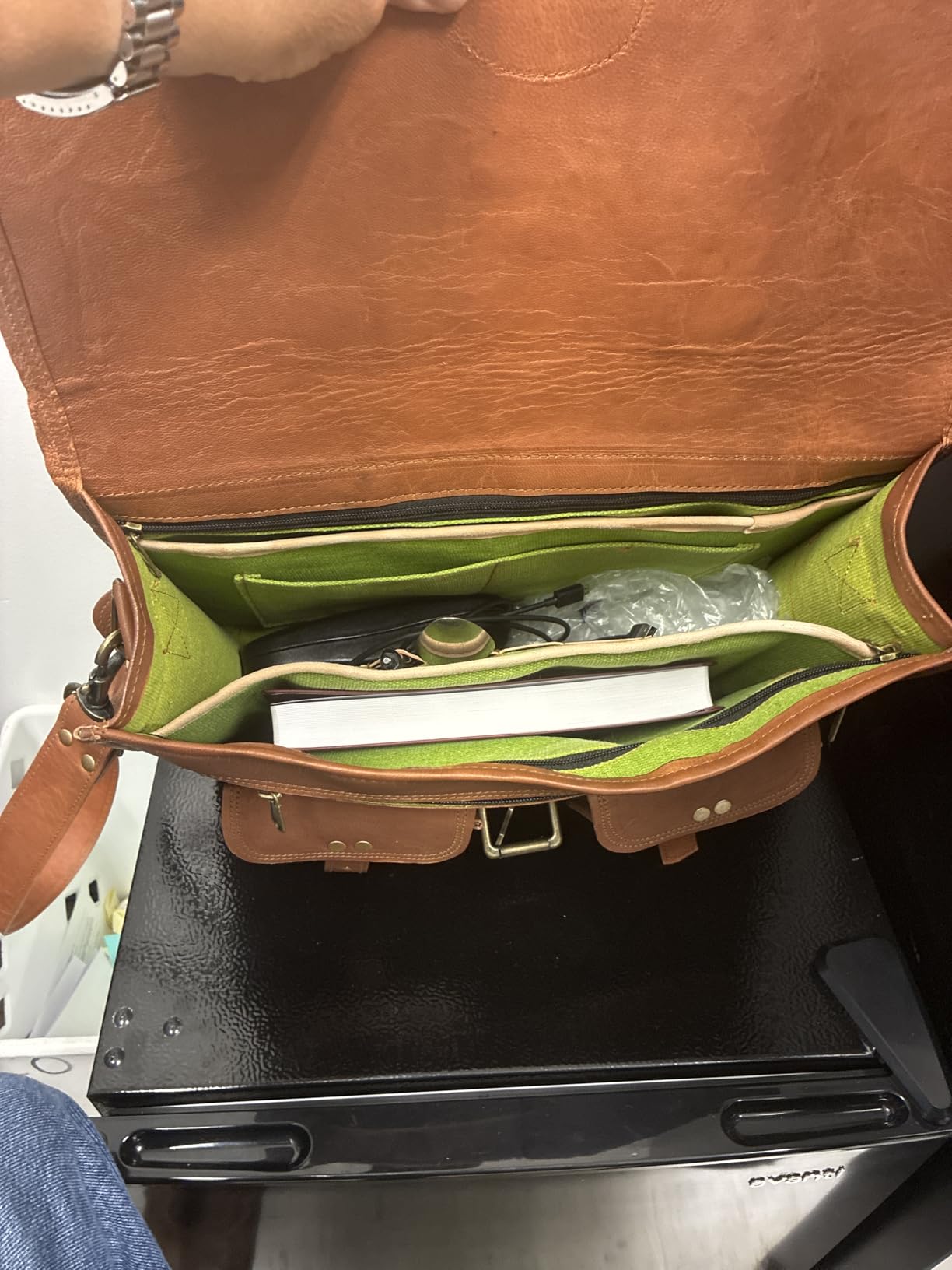 cuero Leather Messenger Bag for Men, 18 Inch Laptop Crossbody, Handmade Leather Shoulder Satchel Bag for Men, Full Grain Business Briefcase for Office/Work/Travel - Vintage Brown customer photo 1
