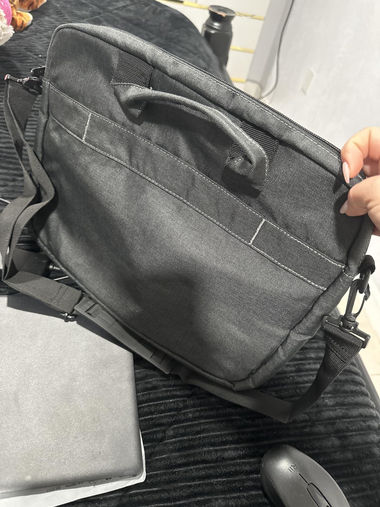Lenovo Laptop Bag T210, Messenger Shoulder Bag for Laptop or Tablet, Sleek, Durable & Water-Repellent Fabric customer photo 1