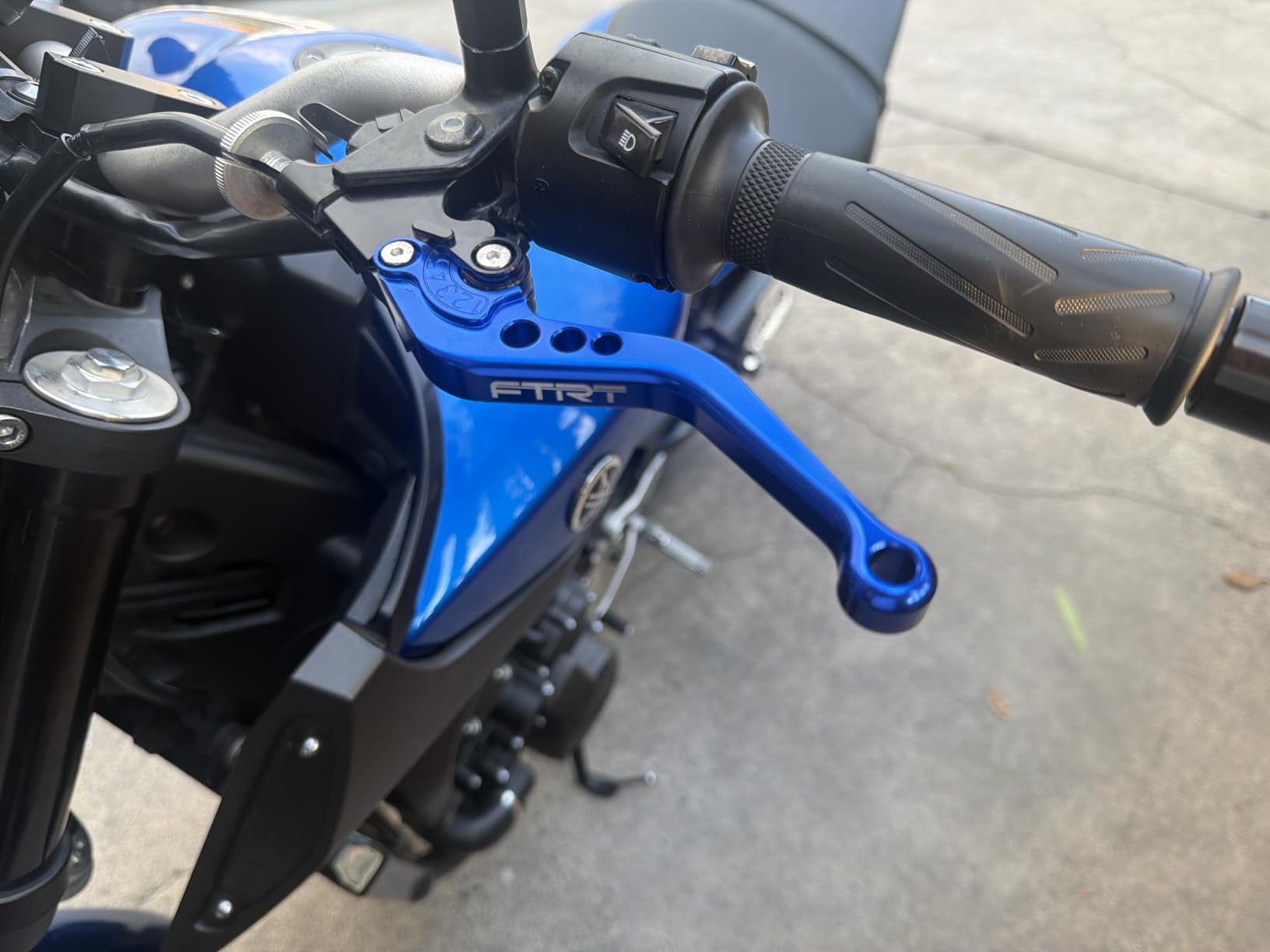 Pivot Dirt Bike Brake Clutch Levers Compatible with TTR125 L LE LW 00-18/ TTR250 93-13/ XT250X 06-16/ Tricker 04-16/ DT230 Lanza 97-13/ WR250R WR250X 07-17/ SEROW225 SEROW250 1986-2016, Blue customer photo 2