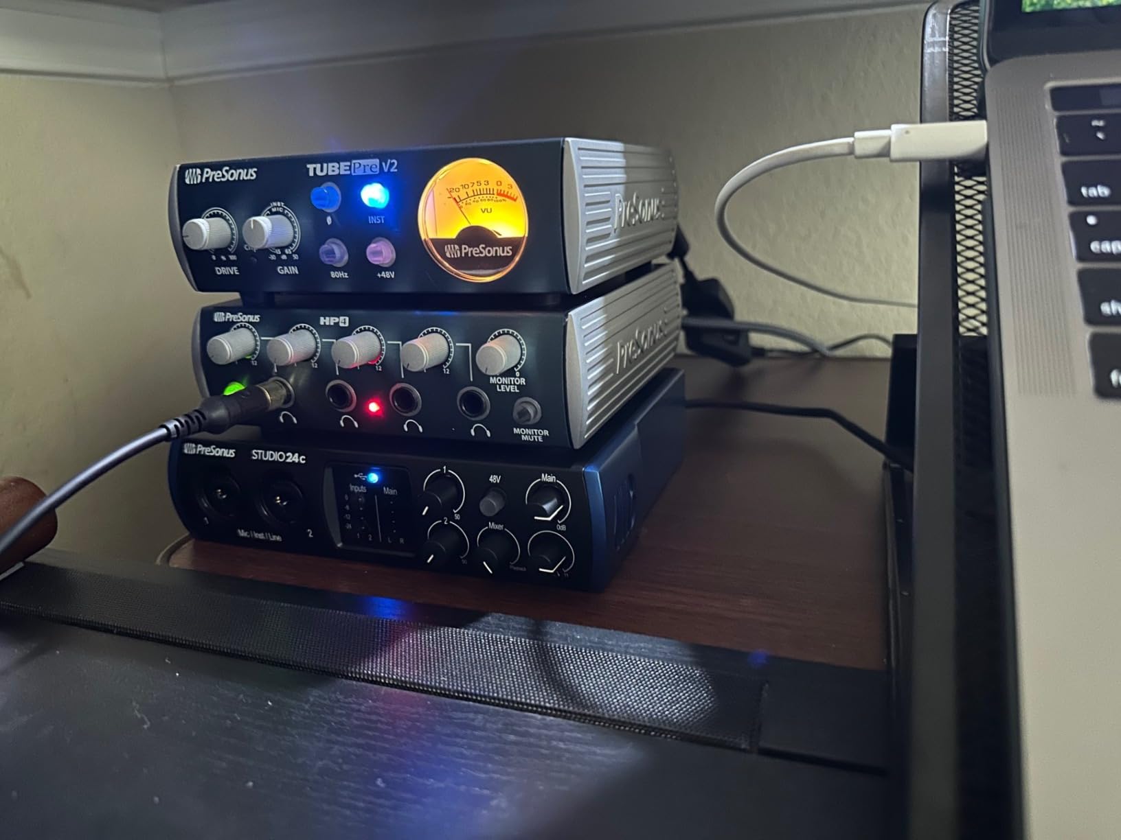 PreSonus Studio 24c 2x2, 192 kHz, USB Audio Interface with Studio One DAW Recording Software | 2 Xlr-¼ Combo Inputs with Xmax-L Preamps, USB-C Bus-Powered, Midi I and O, 2 Trs Outputs, Headphone Out customer photo 2