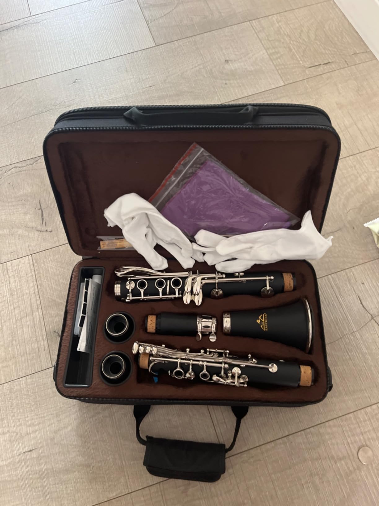 EASTROCK Bb Clarinet 17 Keys ABS Material Wide Range of Tones Particularly Beginner & Students-friendly with Using Tools and 2 Replaceable Barrels customer photo 2