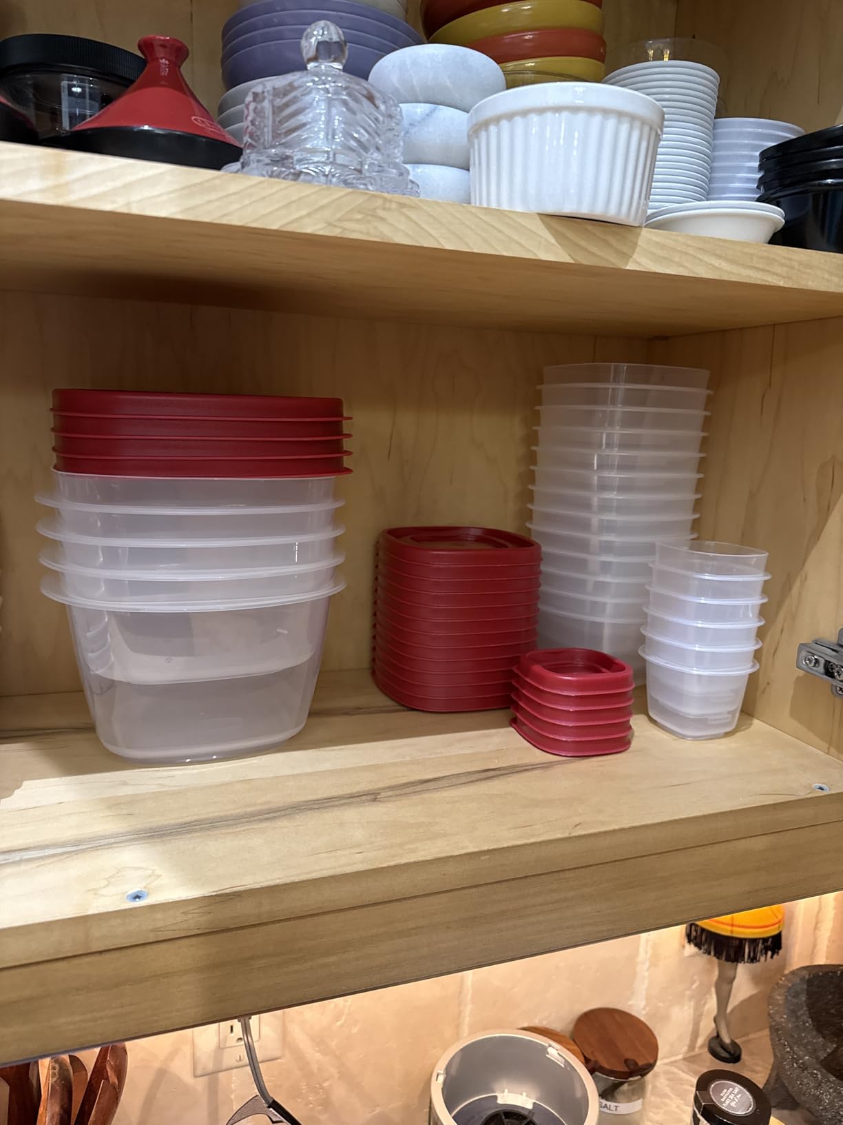 Rubbermaid 16-Piece BPA-Free Plastic Food Storage Set, Red Vented Lids - Microwave, Dishwasher Safe: Perfect for Meal Prep, Leftovers, and Kitchen Organization customer photo 2