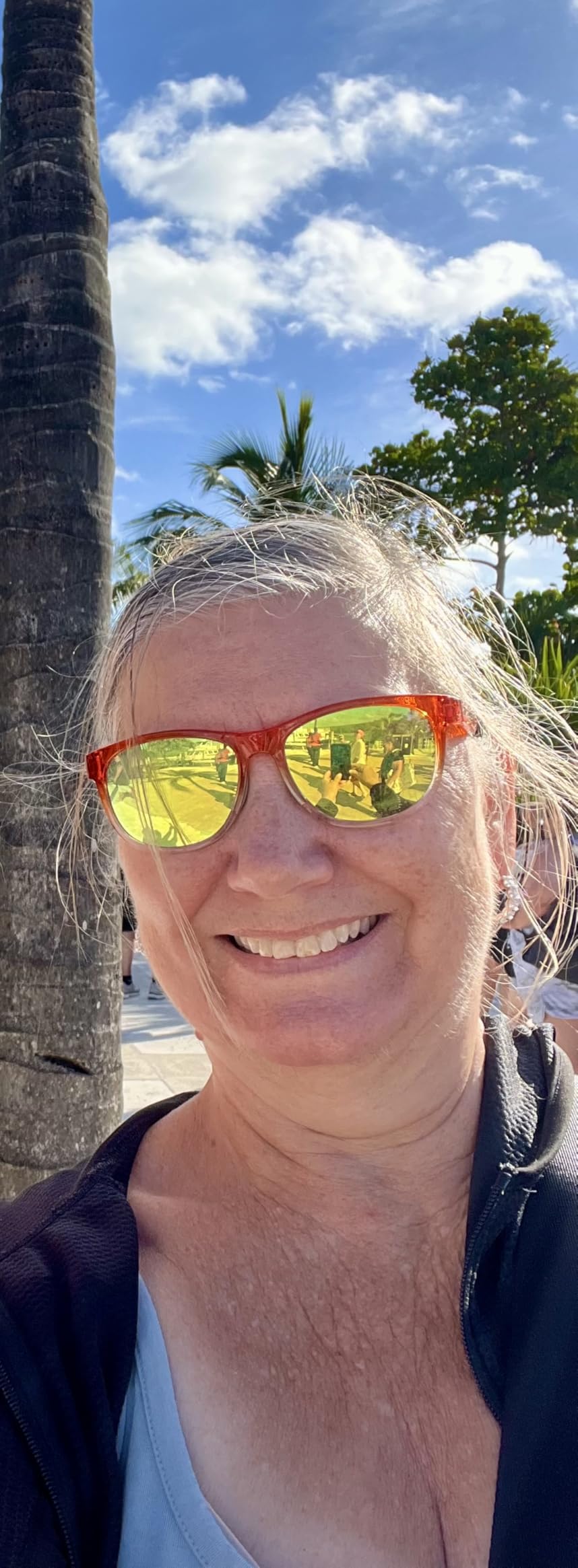Tifosi Swank Lifestyle Sunglasses - Running, Cycling & Golf | 100% UVA/UVB, shatterproof polycarbonate customer photo 2