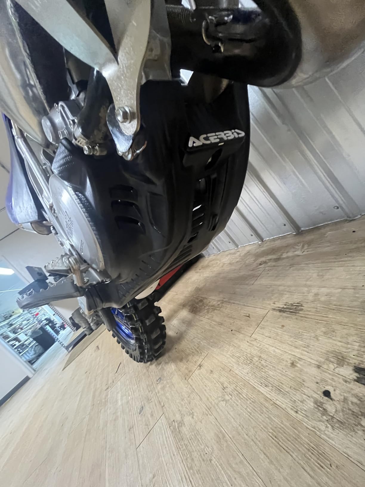 Acerbis Plastic Offroad Skid Plate Black/White Compatible with Yamaha YZ125 2006-2026/YZ125X 2020-2026-2780601007 customer photo 2