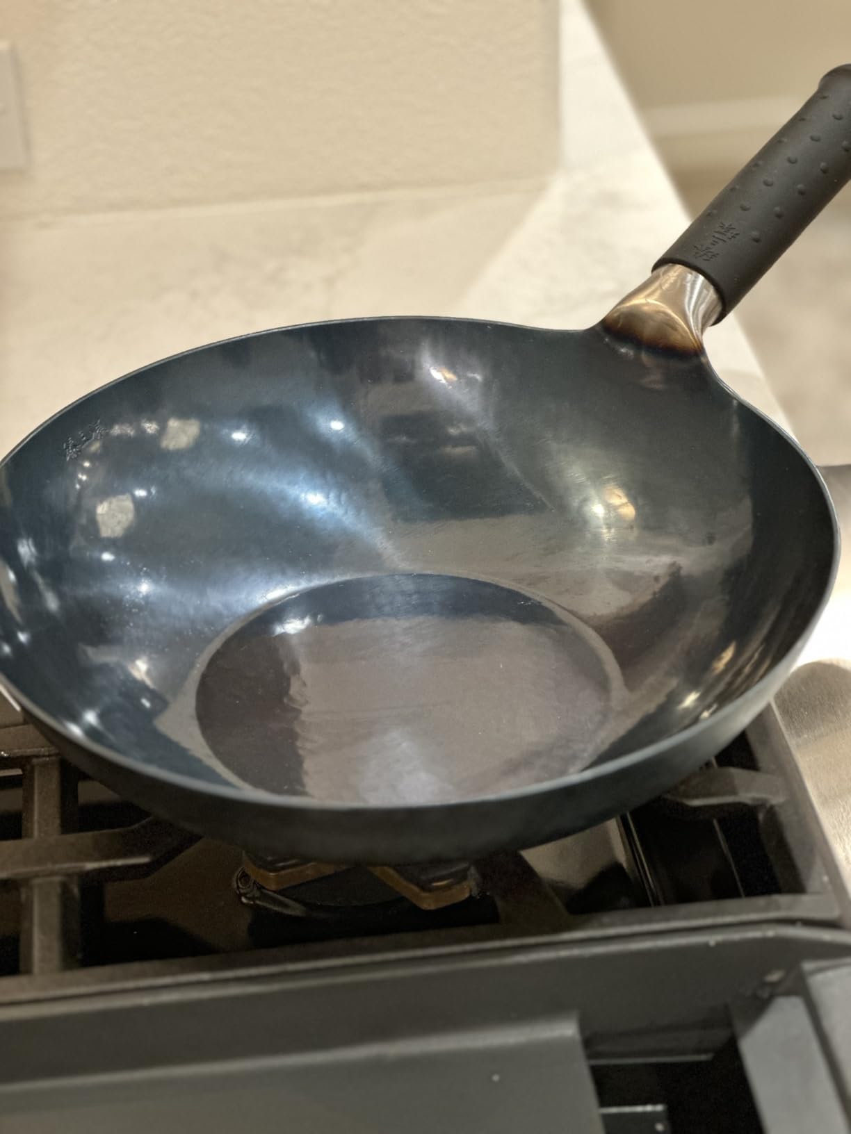 ZhenSanHuan HandMade Carbon Steel Wok Flat Bottom Induction Suitable 32CM customer photo 2