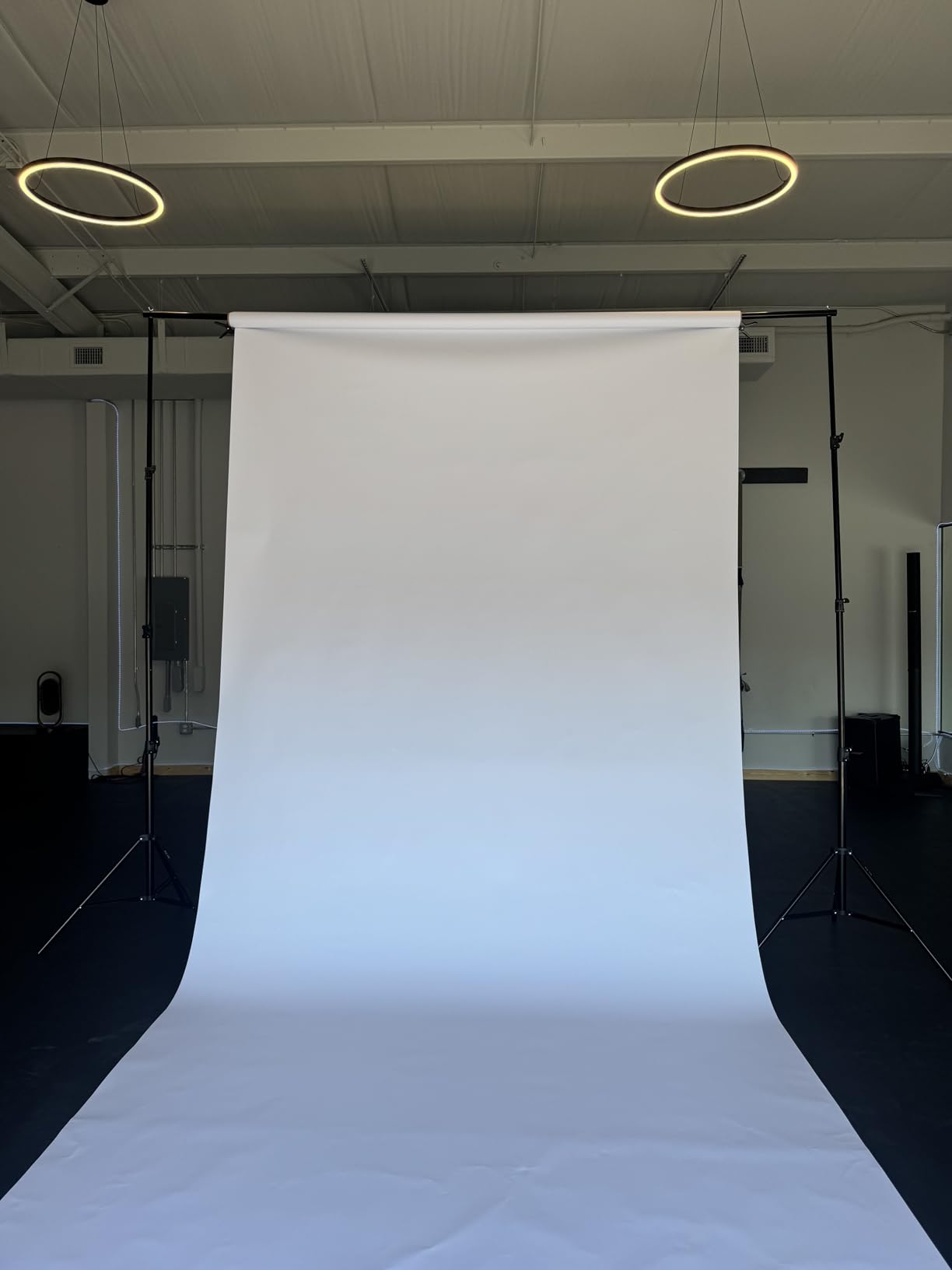 10 x 10Ft Photo Video Studio Heavy Duty Adjustable Muslin Backdrop Stand Background Support System Kit for Photography with Carrying Bag，4 Pcs Spring Clamps customer photo 2