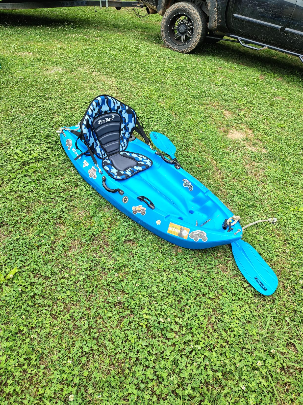 Universal Deluxe Kayak Seat Cushion with Storage Bag for Kayak, Padded Boat, SUP, Canoe, Fishing Boat, Seats with 4 Adjustable Straps customer photo 1