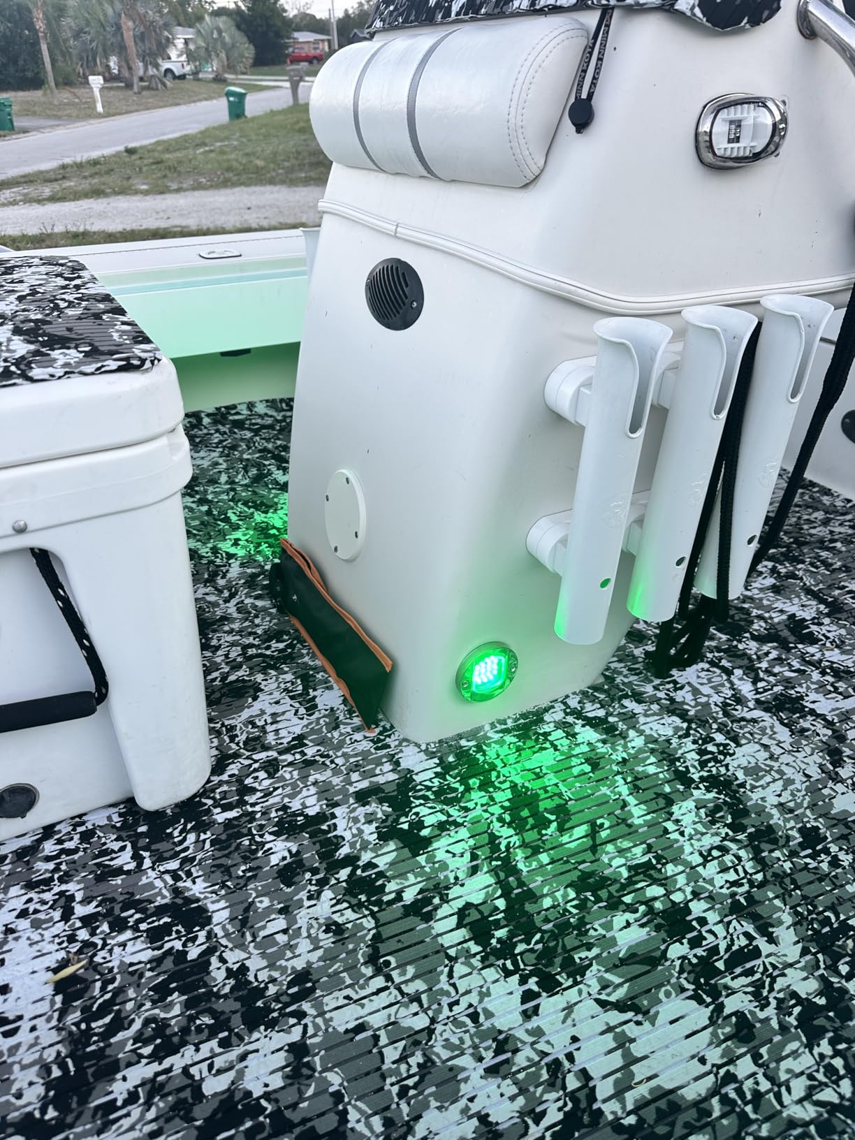 HUSUKU LED Marine Courtesy Lights, 316 Stainless Steel, 18LED IP65 Boat Transom Mount Waterproof Stern/Pontoon Lights 10-36V customer photo 2