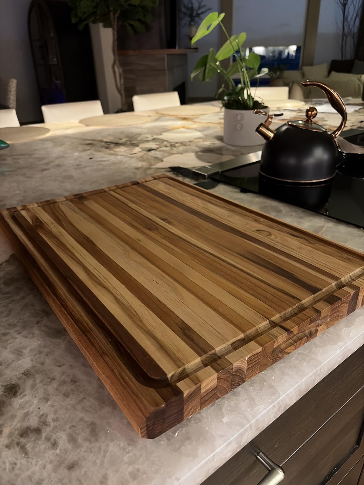 Sonder Los Angeles Highland Extra Large Cutting Board | Teak Edge Grain Cutting Board for Kitchen with Juice Groove | Perfect for Charcuterie | Gift Box Included | 23x17x1.5 in customer photo 1