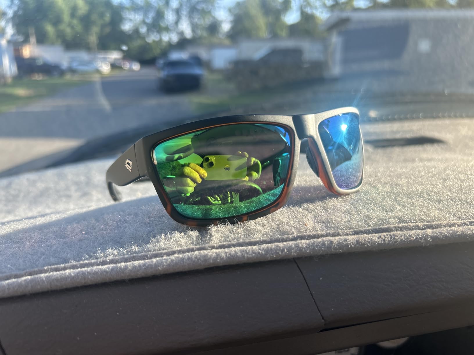 TOREGE Polarized Sports Sunglasses for Men and Women Cycling Running Golf Fishing Sunglasses TR26 customer photo 2