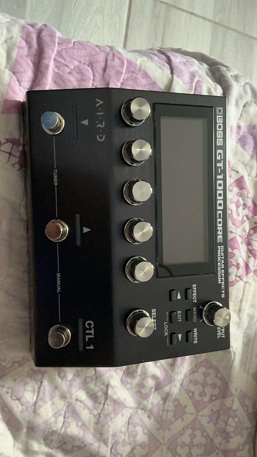 BOSS GT-1000CORE Guitar Effects Processor in a Compact Pedal | Unlimited Sound Creation | Unmatched Sound Quality with 32-Bit AD/DA | 32-Bit Floating-Point Processing | Cutting-Edge AIRD Technology customer photo 1
