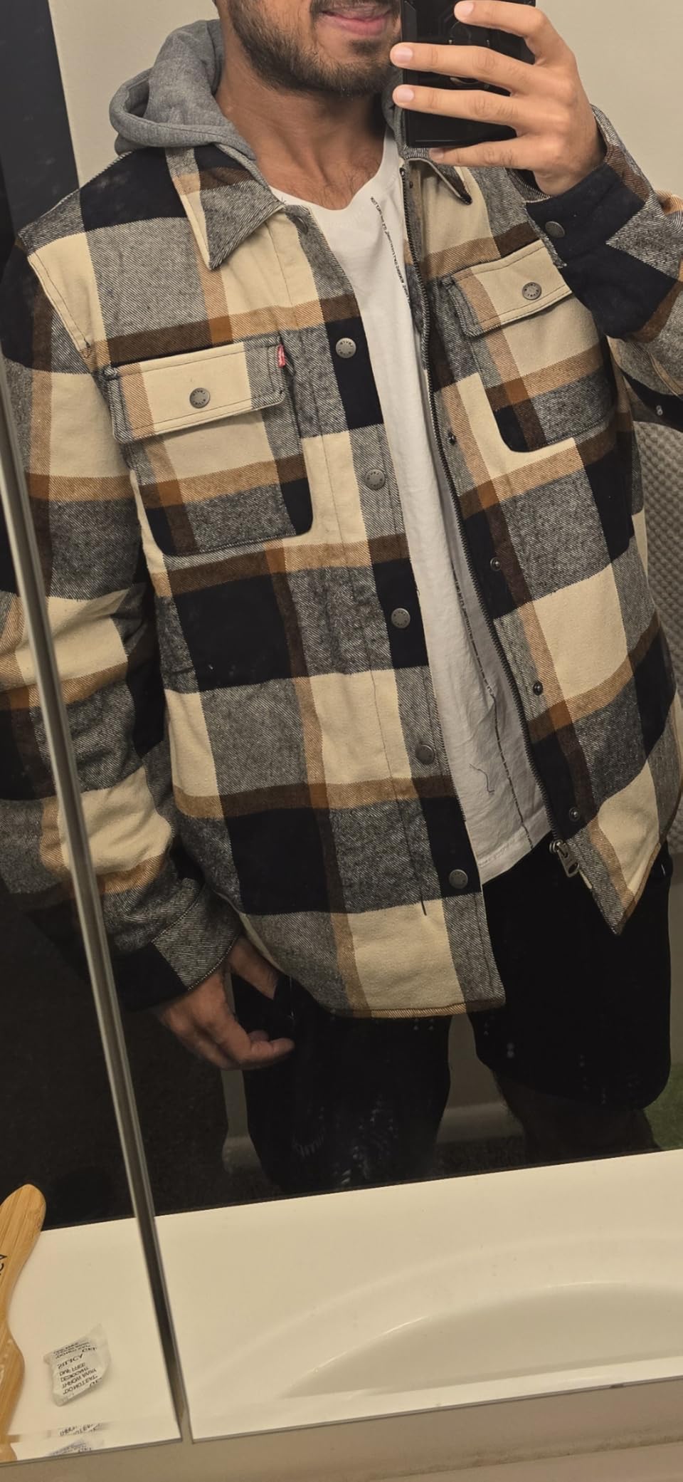 Levi's mens Plaid Sherpa Lined Hooded Shirt Jacket (Regular & Big & Tall Sizes) customer photo 1