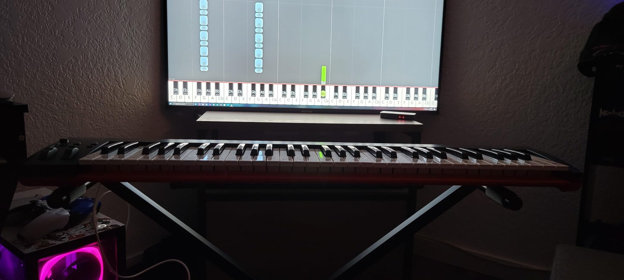 Nektar SE61 - USB MIDI Controller Keyboard with Nektar DAW Integration, Black customer photo 2
