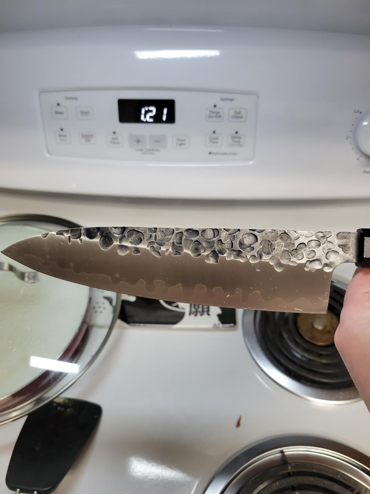 MITSUMOTO SAKARI 8-Inch Japanese Gyuto Chef Knife, 3-Layer 9Cr18MoV | San-Mai High Carbon Stainless Steel, Hand-Forged Finish, Octagonal Rosewood Handle, Sandalwood Box customer photo 1
