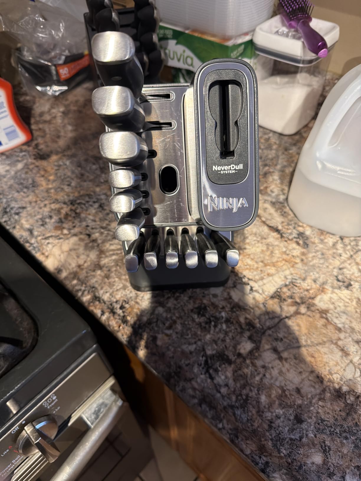 Ninja NeverDull 14-Pc Knife System, Built-in Sharpener, Black, K32014 | Stays razor-sharp 10+ years. German stainless steel blades. A few swipes of the foolproof sharpener restores a superior edge. customer photo 2