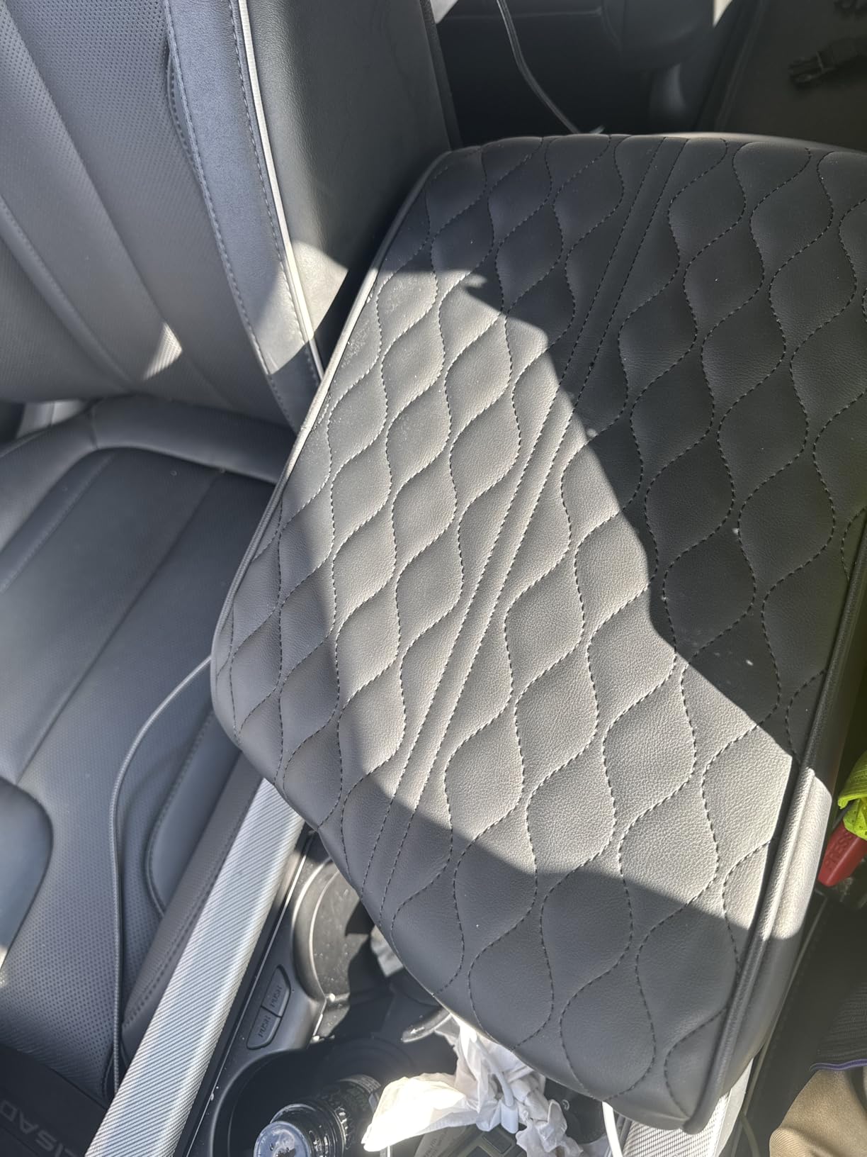 Autorder Center Console Cover for Hyundai Palisade 2020-2026 Accessories Armrest Cover Anti-Scratch Middle Console Pad Leather Armrest Cushion Protector Black customer photo 1