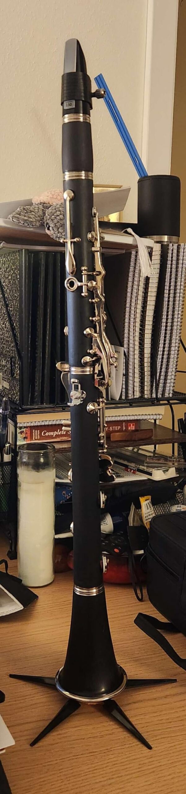 Glory GLY-PBK Professional Ebonite Bb Clarinet with 10 Reeds, Stand, Hard Case, Cleaning Cloth, Cork grease, Mouthpiece Brush and Pad Brush, Black customer photo 1
