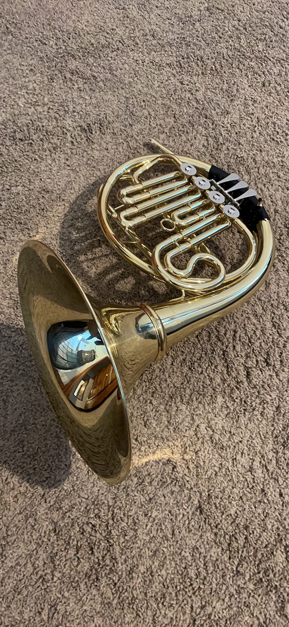 French Horn Bb 4 Key Single Row Gold Brass Student Horn w Hard Case customer photo 1