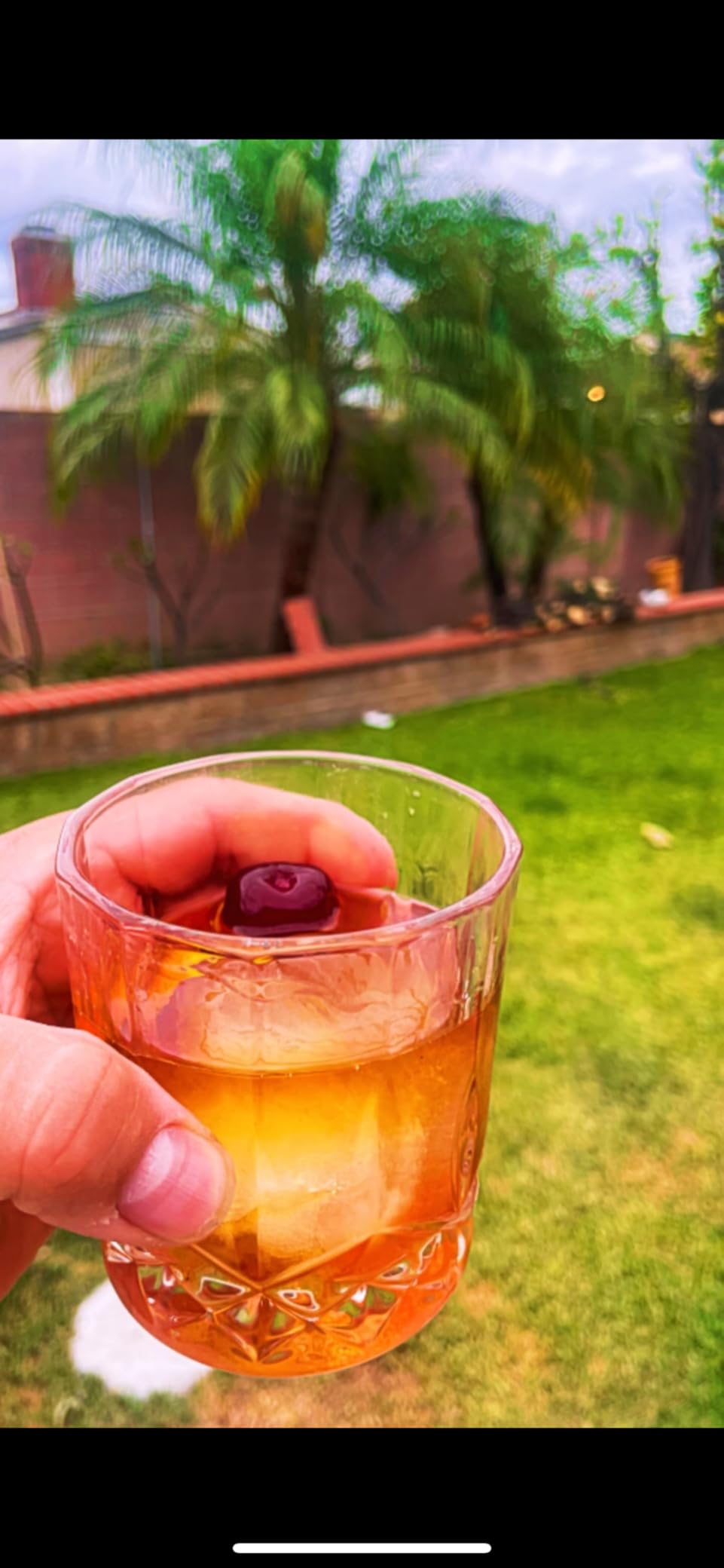 Whiskey Rocks Glass, Set of 4 (2 Crystal Bourbon Glasses, 2 Round Big Ice Ball Molds) In Gift Box - 10 Oz Old Fashioned Glasses for Scotch Cocktail Rum Cognac Vodka Liquor, Unique Gifts for Men customer photo 2