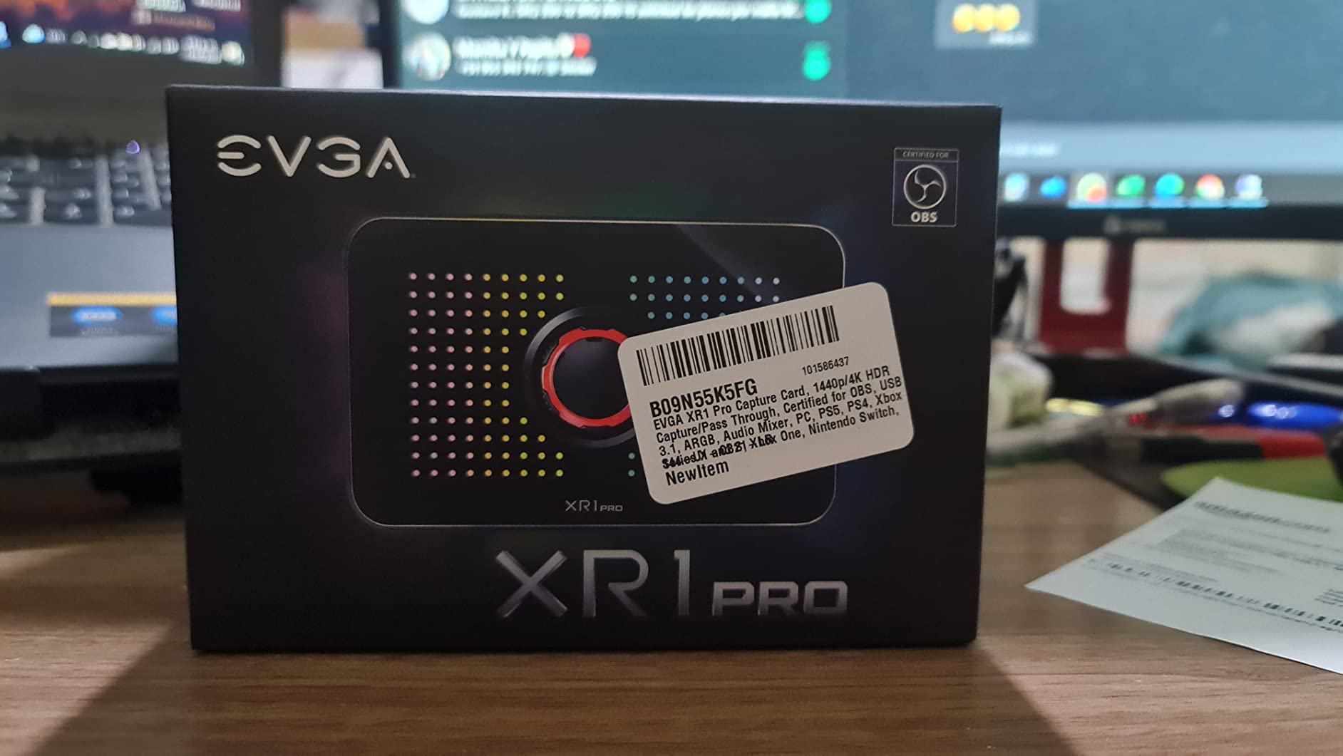 EVGA XR1 Pro Capture Card, 1440p/4K HDR Capture/Pass Through, Certified for OBS, USB 3.1, ARGB, Audio Mixer, PC, PS5, PS4, Xbox Series X and S, Xbox One, Nintendo Switch, 144-U1-CB21-LR customer photo 1