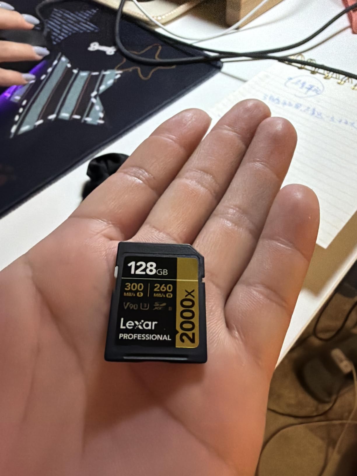 Lexar 256GB Professional 2000x SD Card, UHS-II, C10, U3, V90, Full HD, 8K, Up To 300MB/s Read SDXC Memory Card, for DSLR, Cinema-Quality Video Cameras (LSD2000256G-BNNNU) customer photo 1