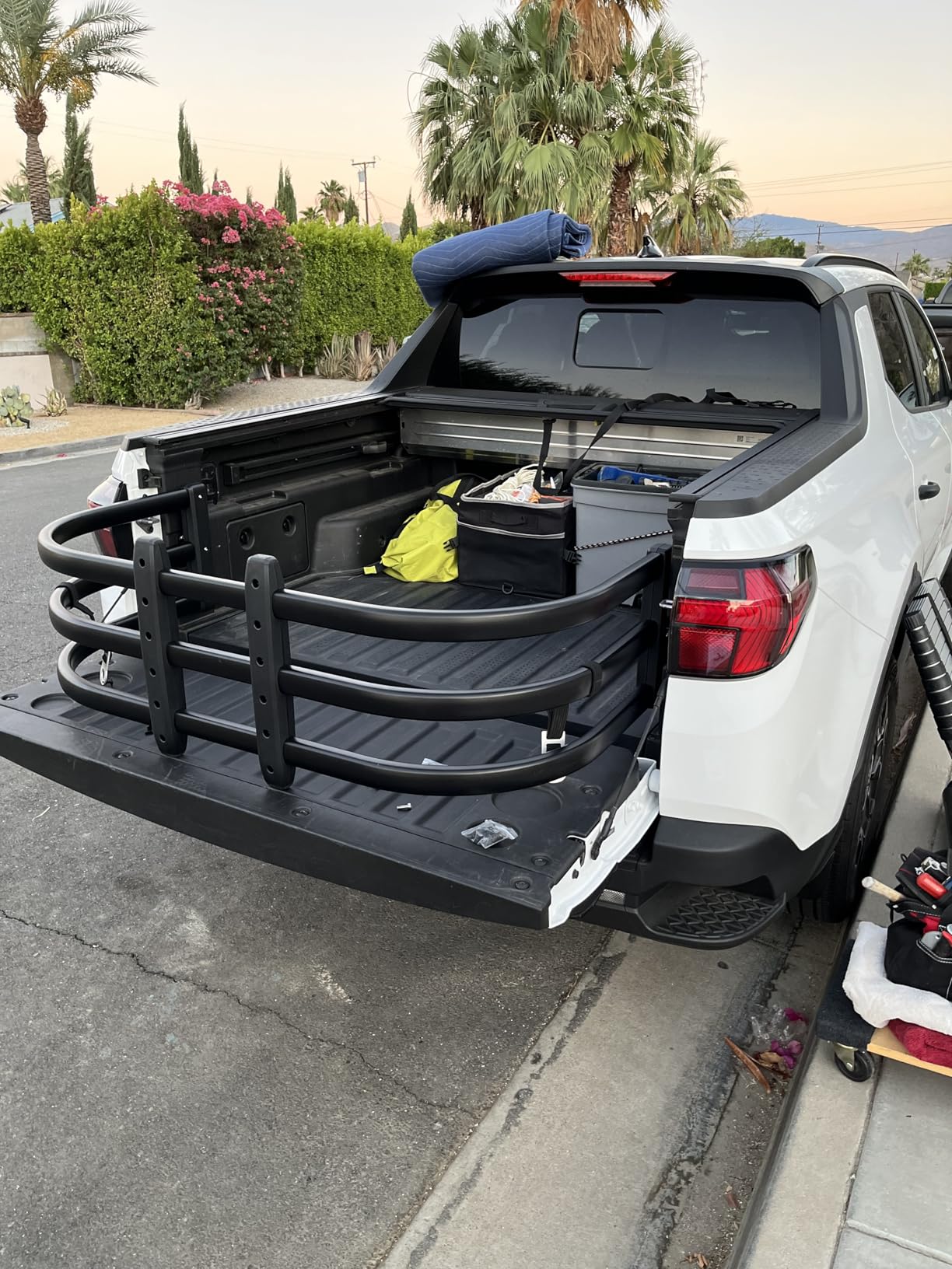Non-Drill Truck Bed Extender for Hyundai Santa Cruz 2022-2026 | Bolt On Threaded Holes | Pin Release | 21 Inch Flip in & Out Tailgate Extender customer photo 1