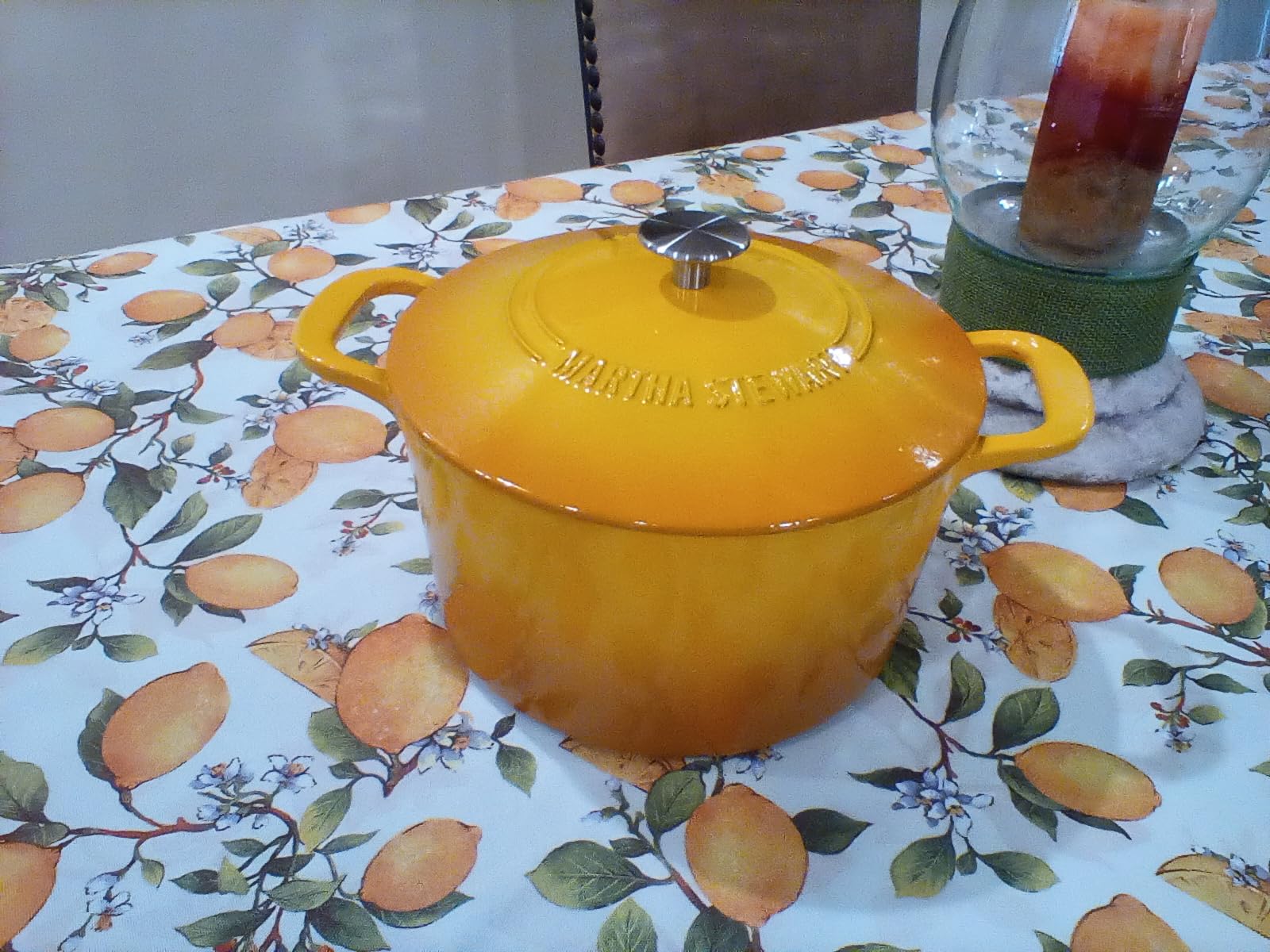 Gatwick 7-Quart Enamel Cast Iron Dutch Oven - Linen White With Gold customer photo 2