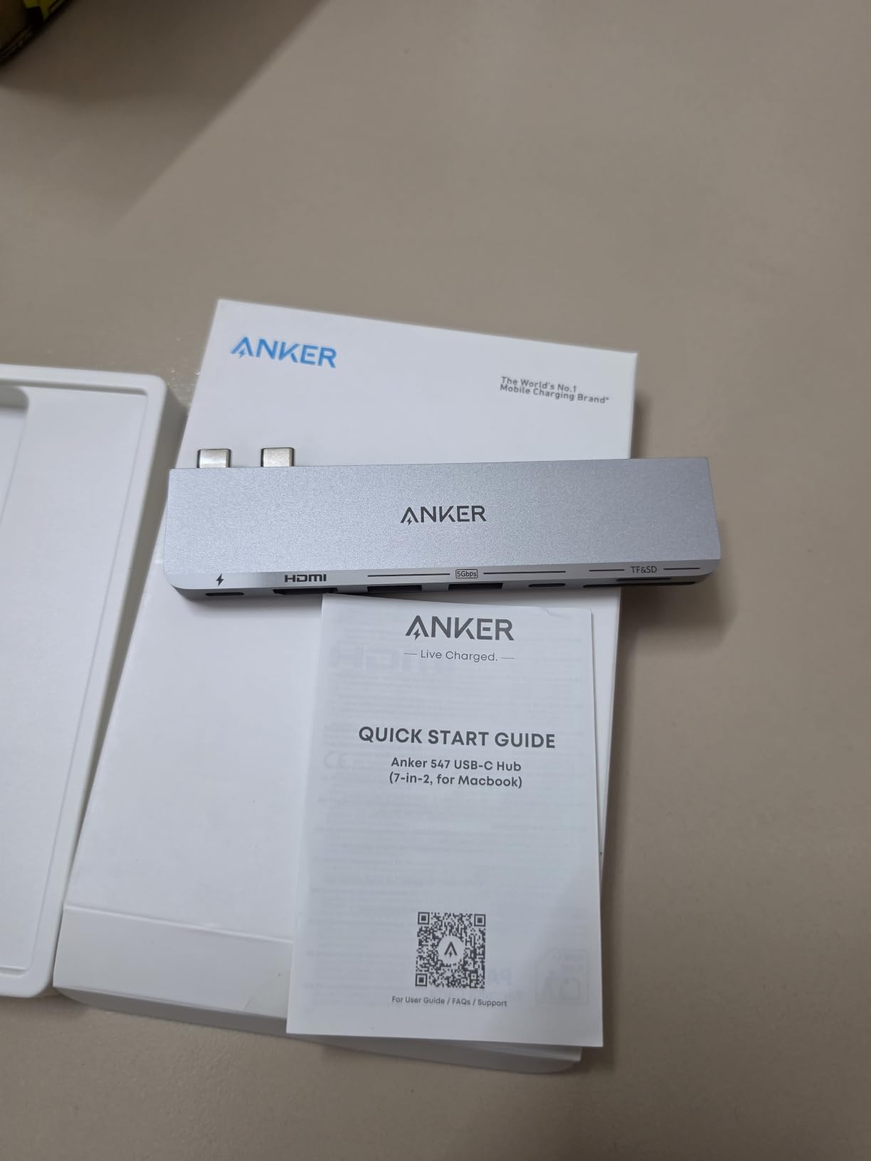 Anker USB C Hub for MacBook, 7-in-2 mac Dock with 4K@60Hz HDMI, Compatible with Thunderbolt 4, 1 Type C and 2 USB A Data Ports customer photo 2