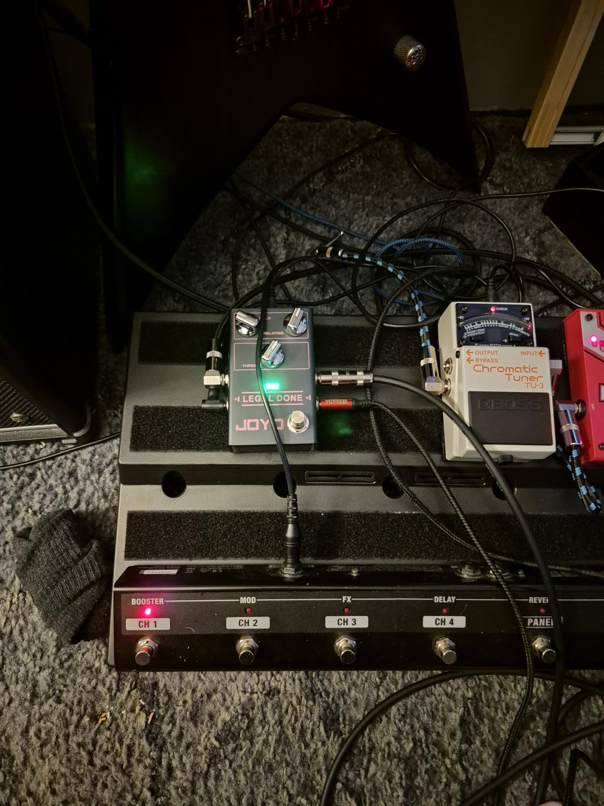 JOYO Noise Gate Guitar Pedal, 2 & 4 Cable Method with Hold/Release/Thresh Control & Send/Return Loop (LEGAL DONE R-23) customer photo 2