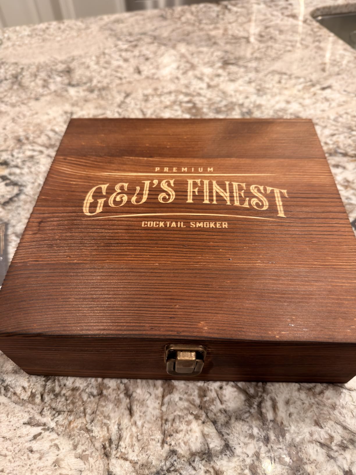 Mahogany Whiskey Smoker Kit with Quad Torch & Wood Box for Smoked Old Fashioned, Bourbon & Cocktail Drinks - 6 Chips, & Gift Set Infuser for Men, Husband, Boyfriend by G&J's Finest customer photo 2