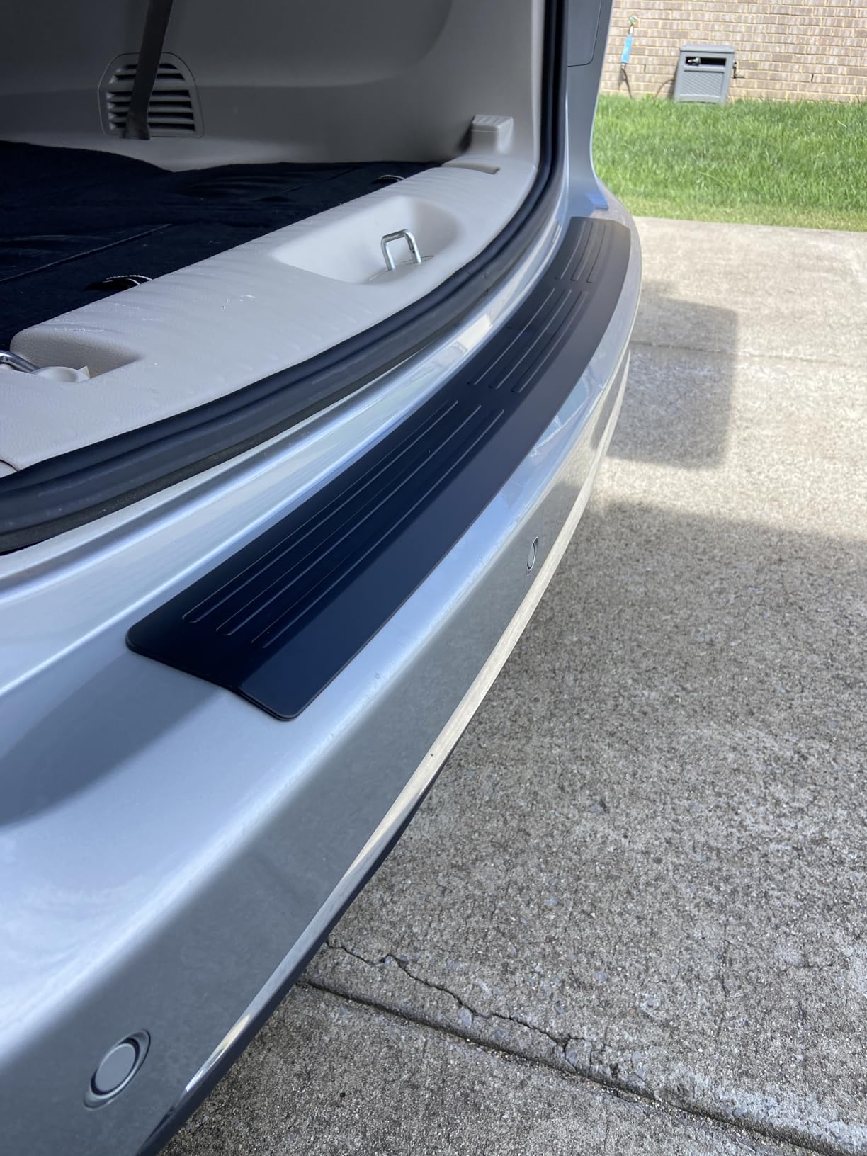 WeatherTech Custom BumperTopper for Chrysler Pacifica Hybrid, Voyager, Pacifica - Rear Bumper Protector (BP0008), Black customer photo 2