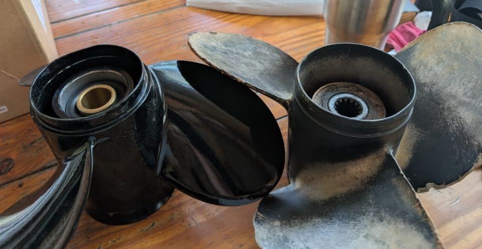 Boat Propeller fit Johnson Evinrude OMC Stern Drive 40-140 HP Engines 13 Spline Tooth Outboard Prop RH customer photo 1