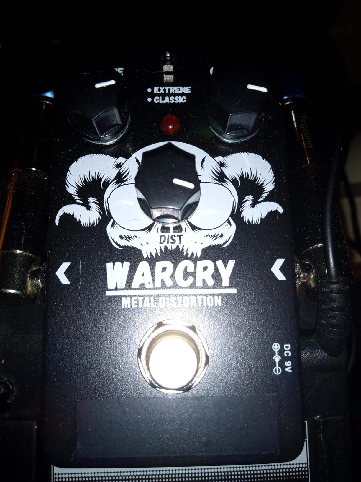 WARCRY Metal Distortion Pedal for Electric Guitar, True Bypass | 2 Modes, Extreme and Classic, 80s Metal/Nu Metal, Black and White customer photo 2
