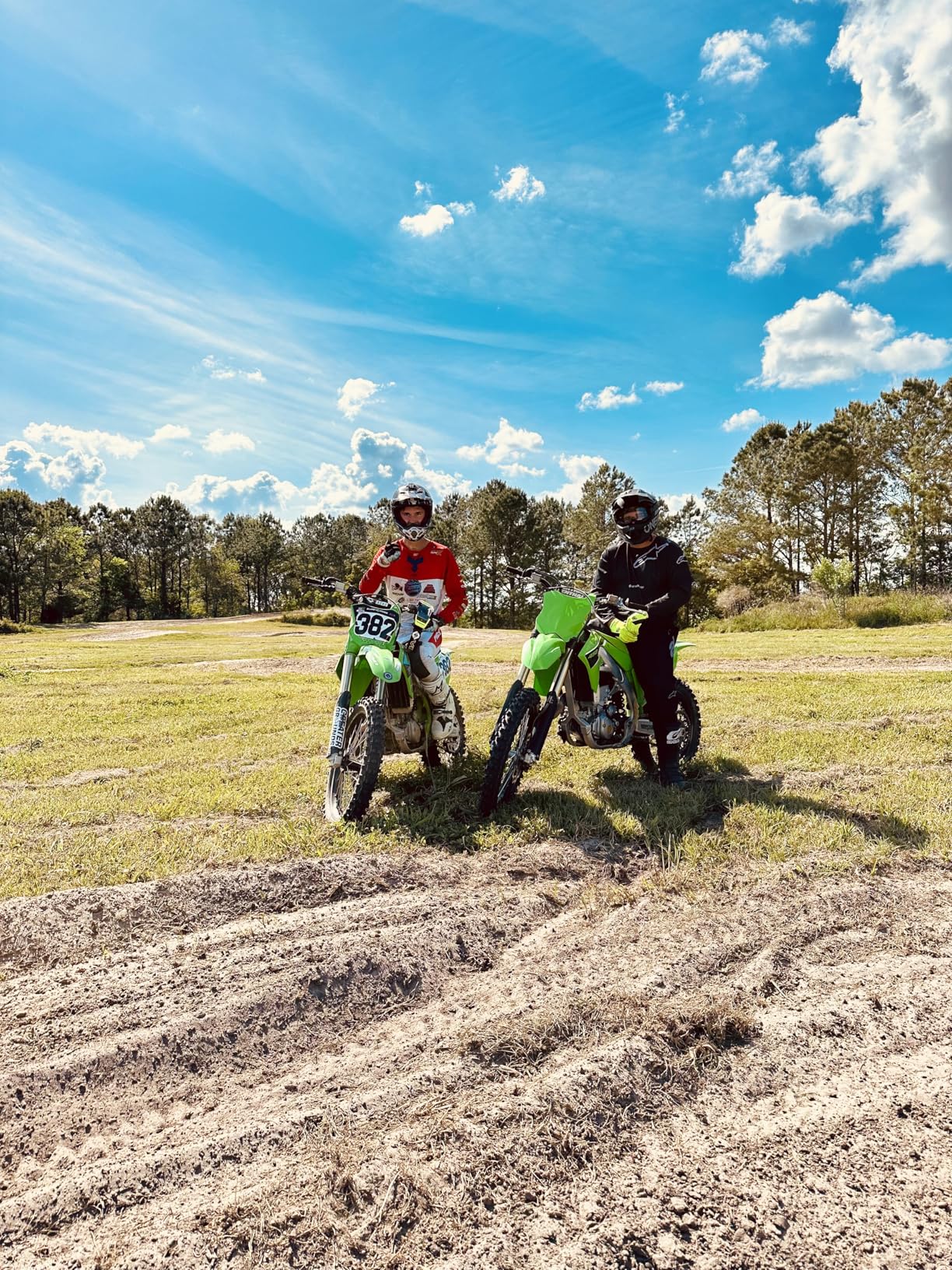 100% STRATA 2 Goggles - Sports Goggles for Motocross & Mountain Biking - Eyewear for Bike Riders customer photo 1