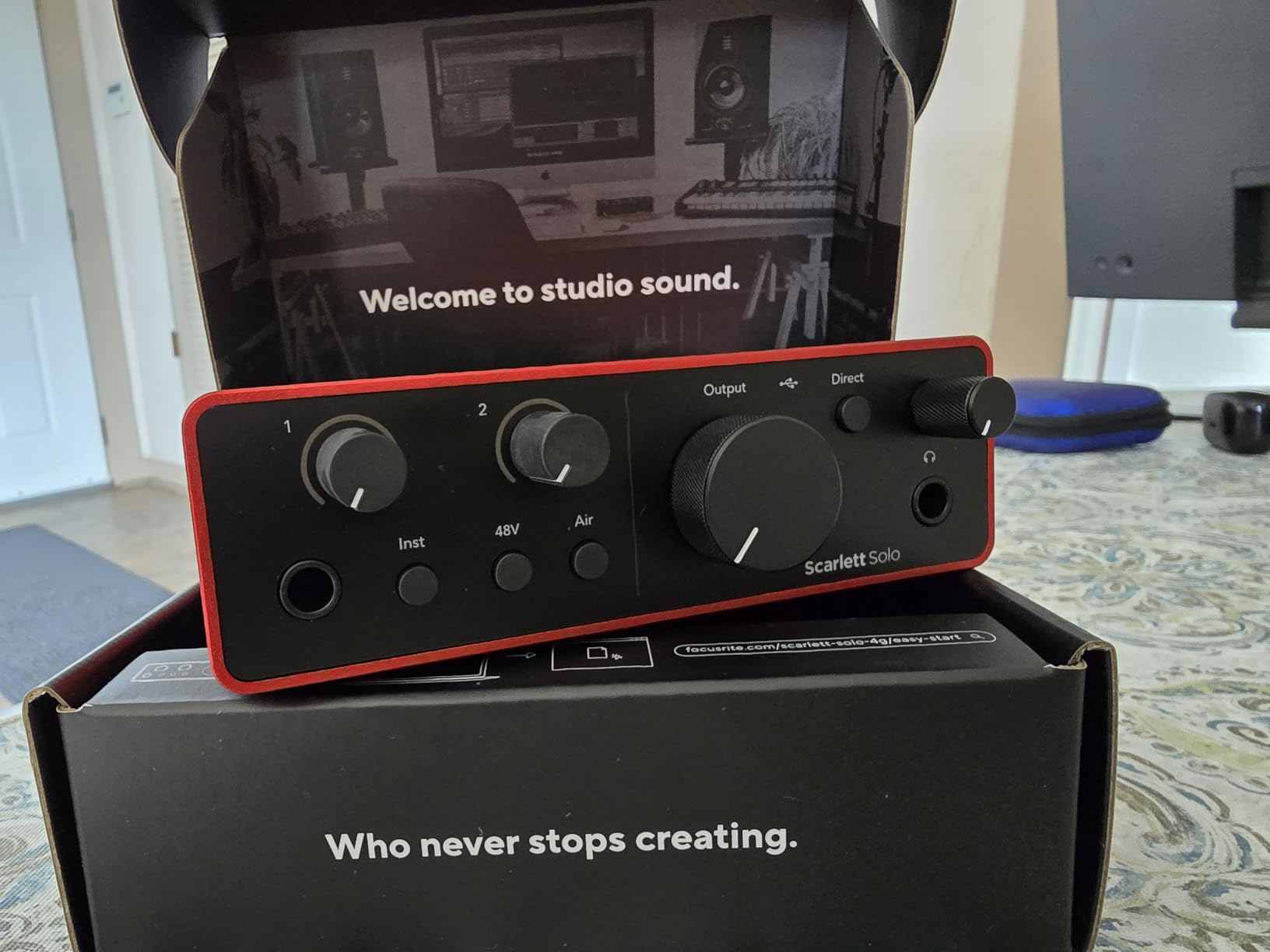 Focusrite Scarlett Solo 4th Gen USB Audio Interface with Software Suite customer photo 2