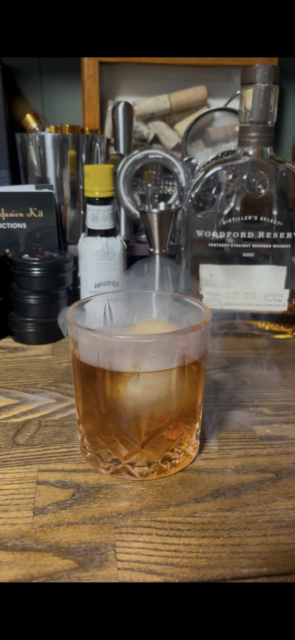 Electric Whiskey Smoker Kit with Torch, Unique Home Bar Gift for Whiskey Lover, 6 Wood Chips - Infuse Rich Smoky Flavors in Bourbon Old Fashioned & Cocktails, Birthday Gifts for Him, Dad(No Butane) customer photo 2