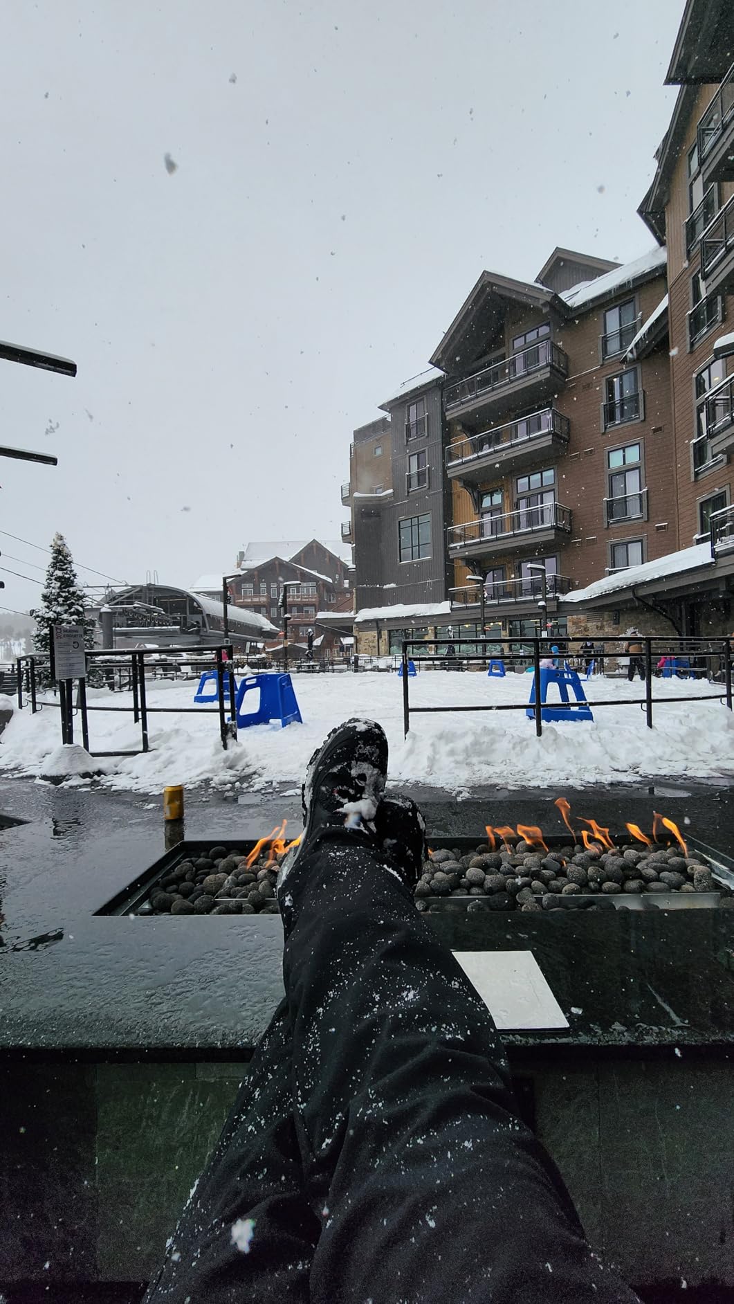 Columbia Men's Bugaboot III Snow Boot customer photo 1