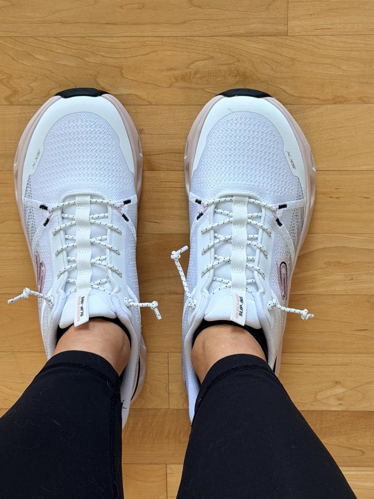 Skechers Women's Glide-Step Altus Hands Free Slip-Ins customer photo 2